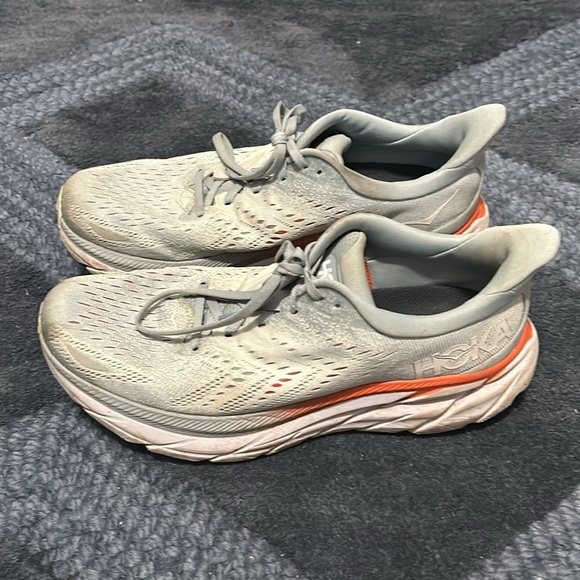 Hoka - Clifton 8 - Picture 3 of 4